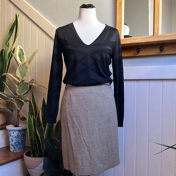 Ralph Lauren Collection Purple Label Cotton & Cashmere Blend Houndstooth Skirt - Picture 9 of 14